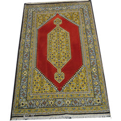 Tapis Persan Ghom 182x110